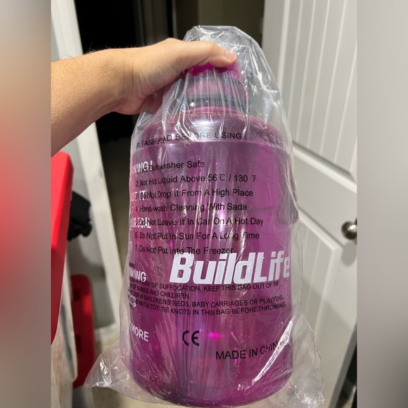 New buildlife pink purple gallon water bottle - Picture 2 of 10